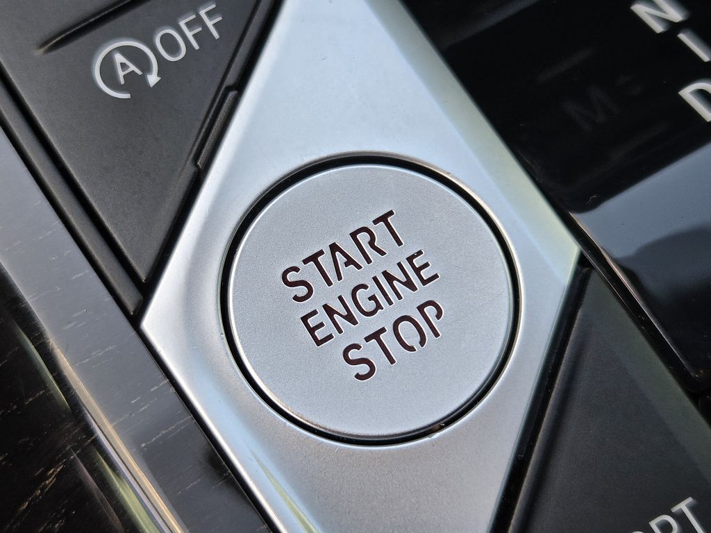 Used 2024 Black Sapphire Metallic BMW 330i image 21