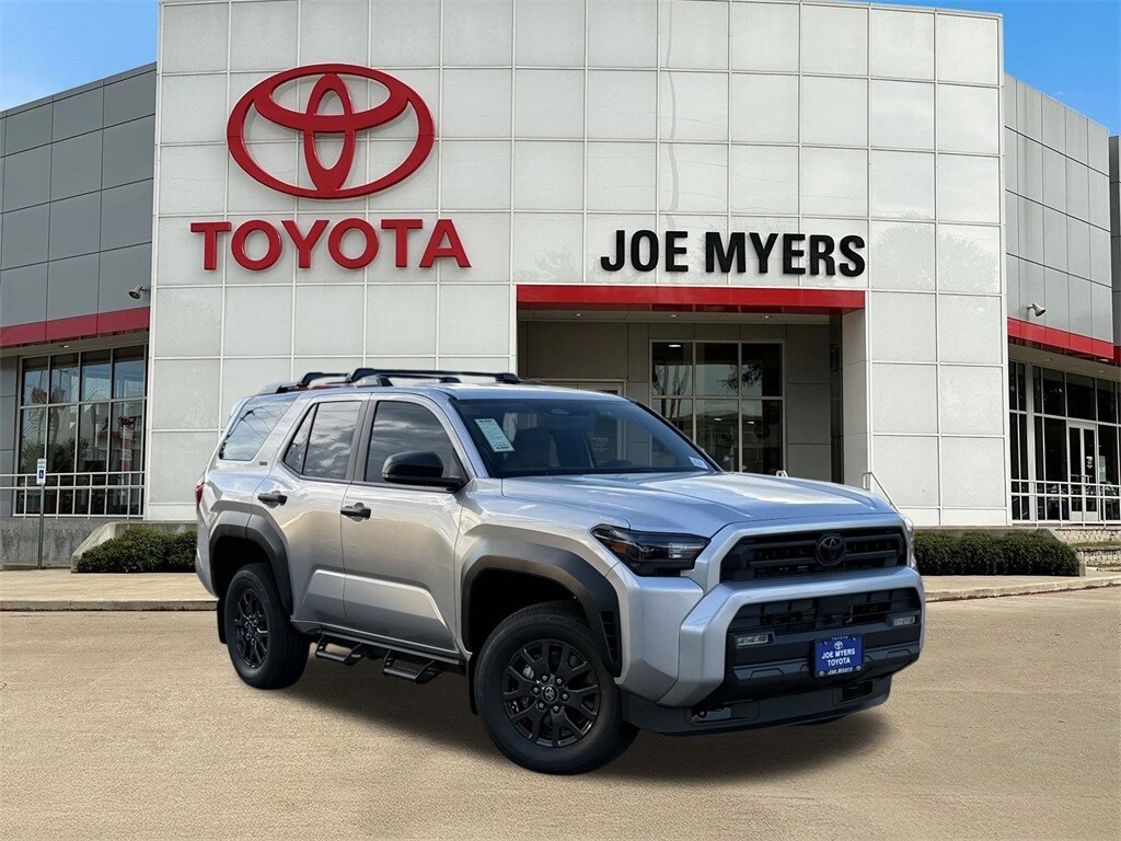 2025 Toyota 4Runner SR5 photo 2