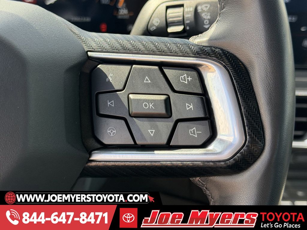 Used 2025 Silver Metallic Ford Ecoboost Premium image 22