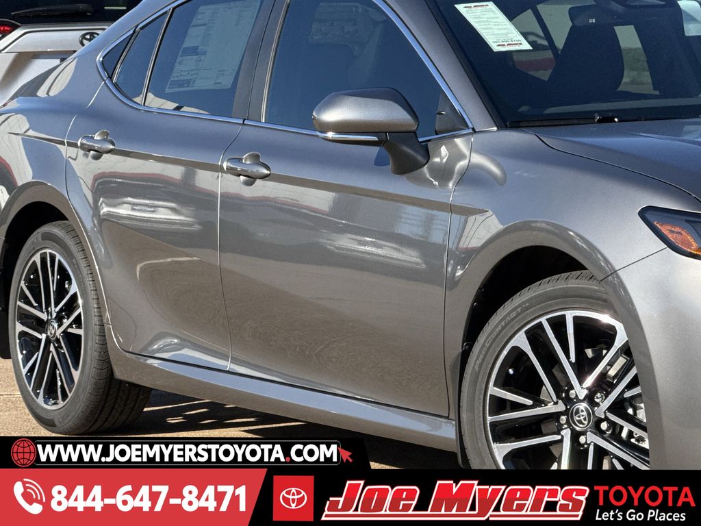 New 2026 Heavy Metallic Toyota XLE image 8