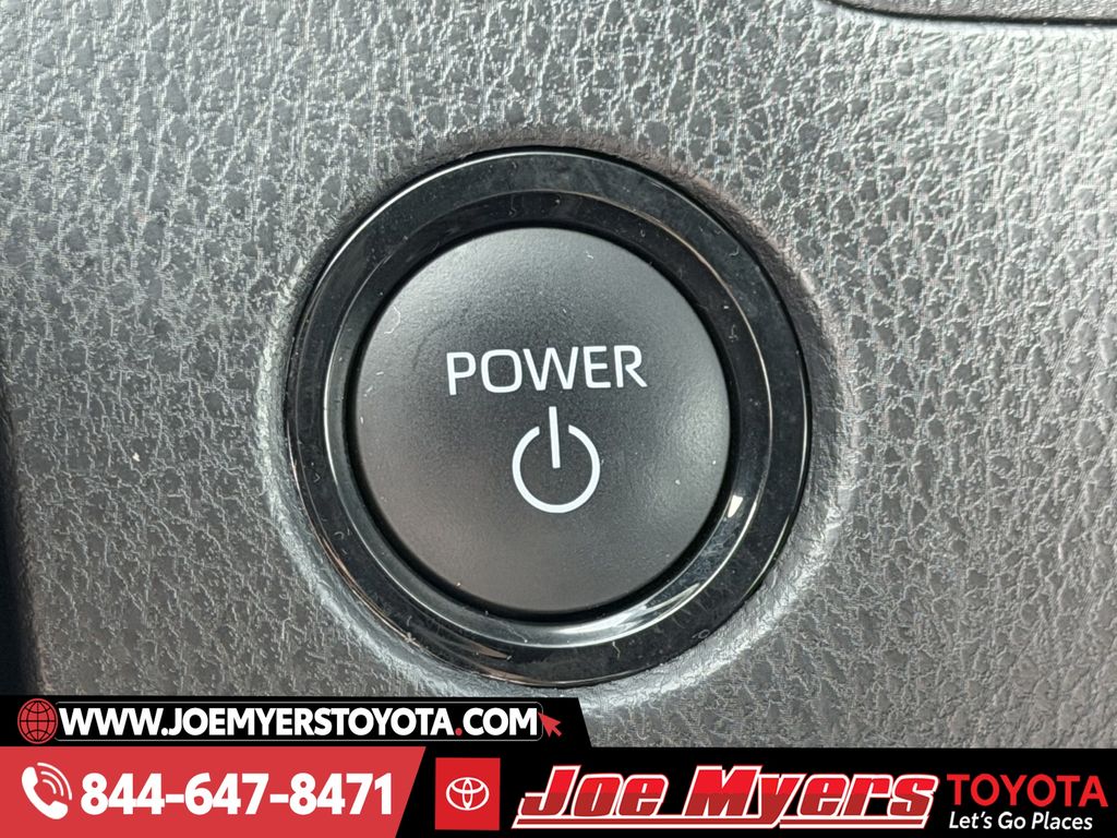 Used 2025 Heavy Metal Toyota SE image 22