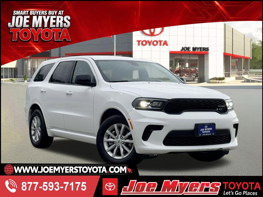 White Knuckle Clearcoat 2026 Dodge Durango SUV / Crossover Rear-Wheel Drive 8-Speed Automatic