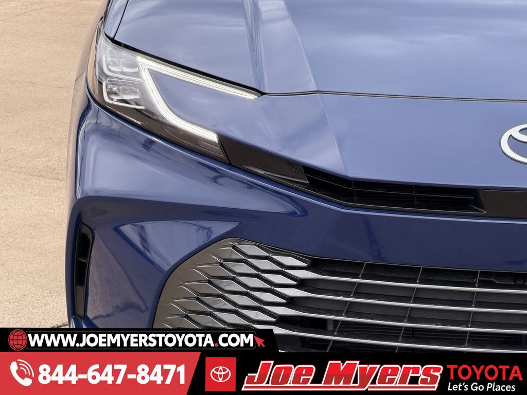 Used 2025 Reservoir Blue Toyota XLE image 5