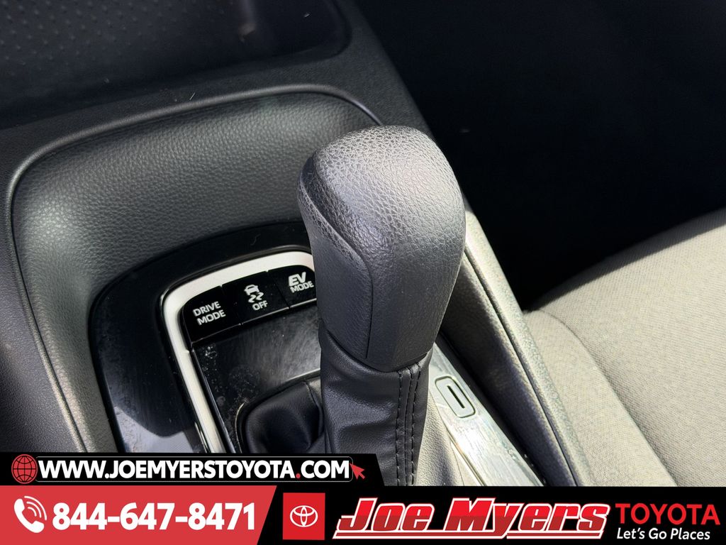 Used 2025 Blueprint Toyota LE image 21