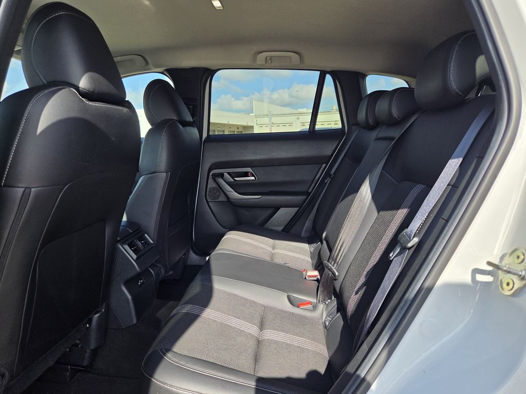 Used 2025 Wind Chill Pearl Mazda 2.5 S Preferred Package image 28