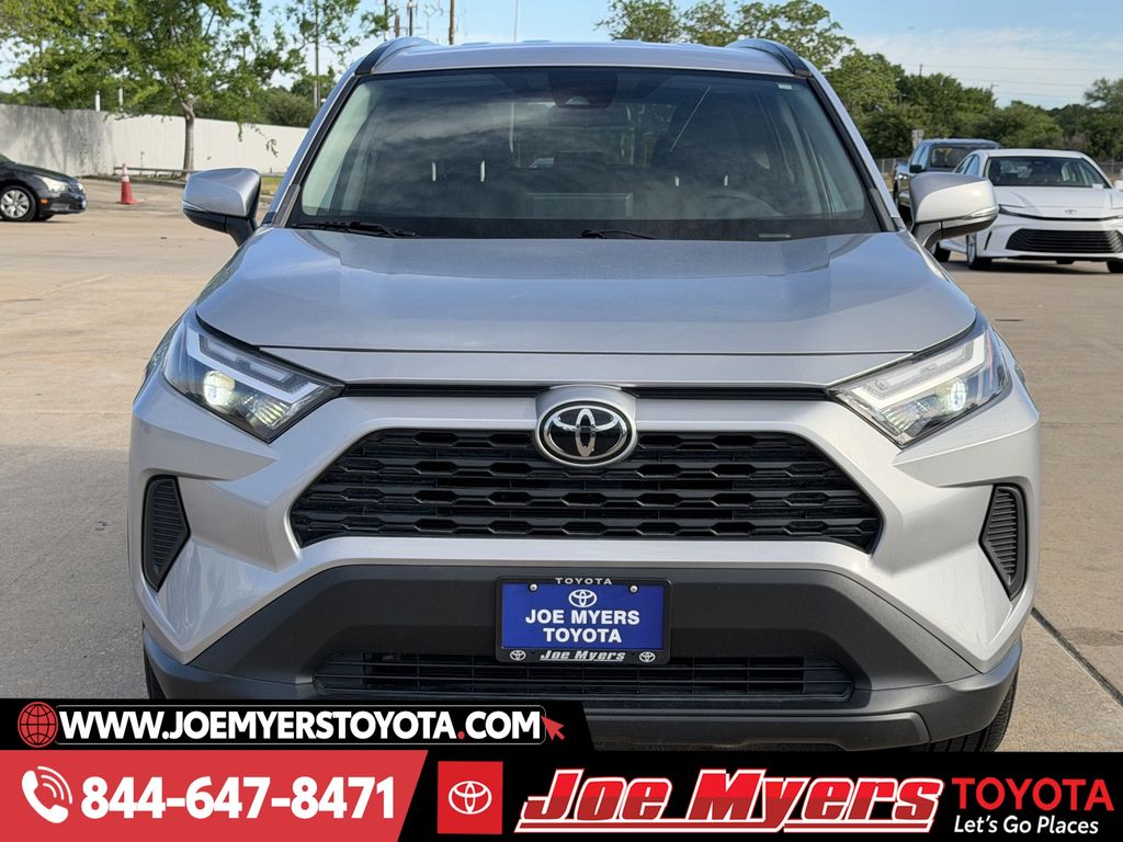 Used 2023 Silver Sky Metallic Toyota XLE image 3
