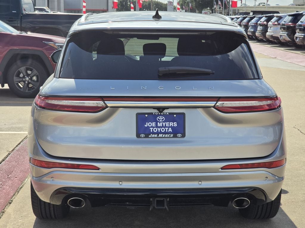 Used 2022 Radiance Metallic Lincoln Grand Touring image 8