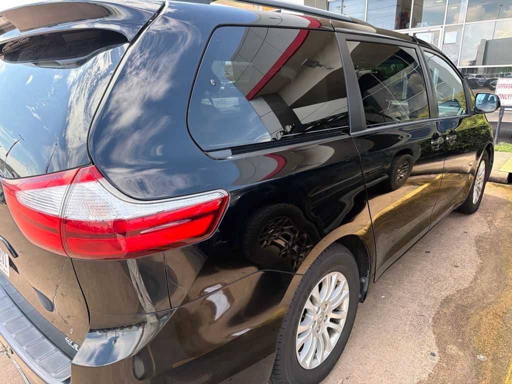 Used 2017 Midnight Black Metallic Toyota XLE image 3