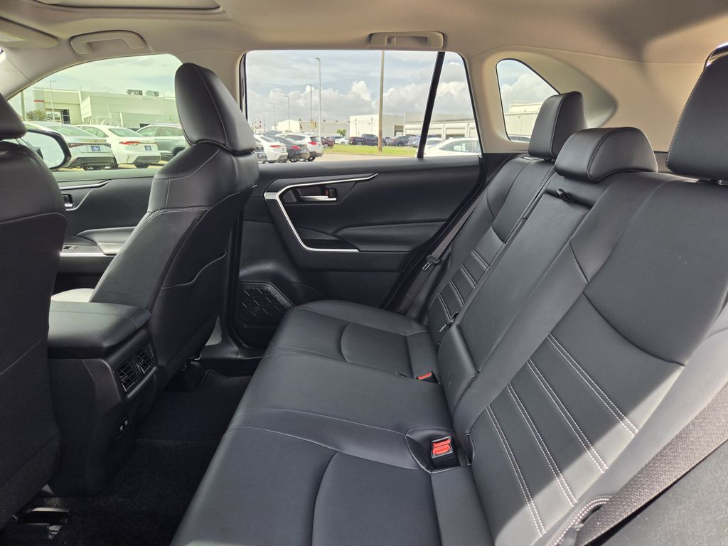 Used 2020 Blueprint Toyota XLE Premium image 30