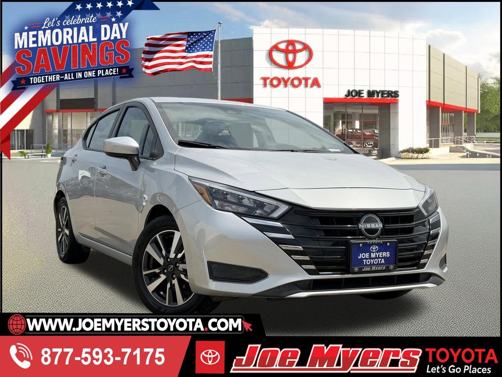 2025 Nissan Versa 1.6 SV CVT's photo
