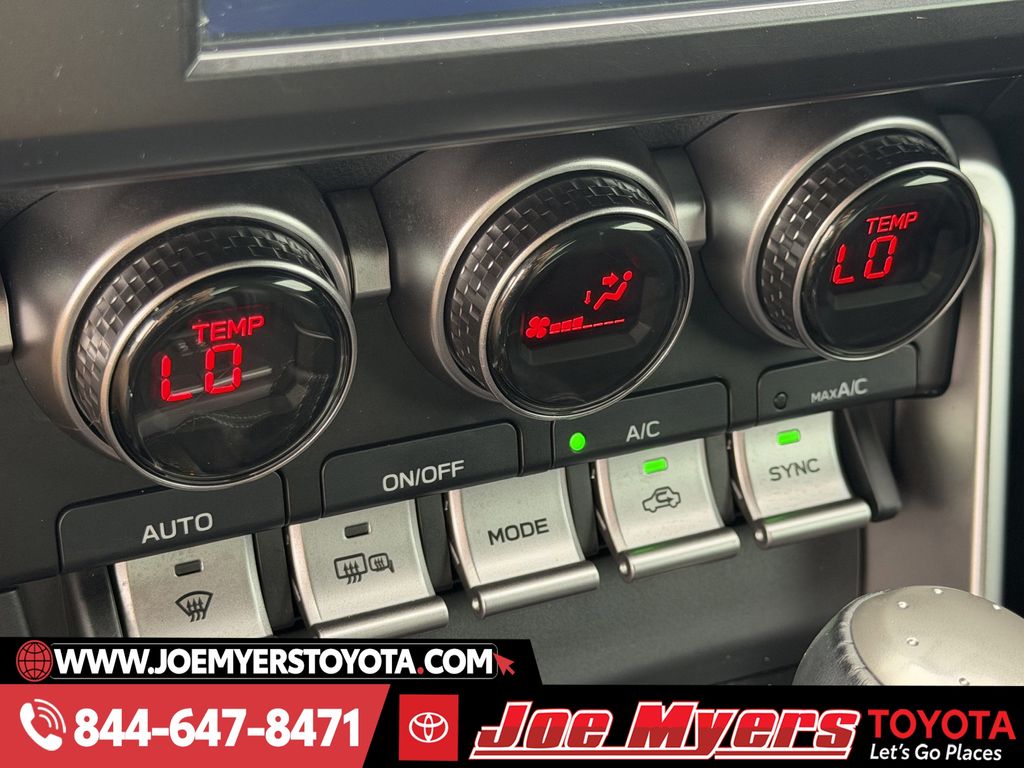 Used 2022 Pavement Toyota Premium image 20