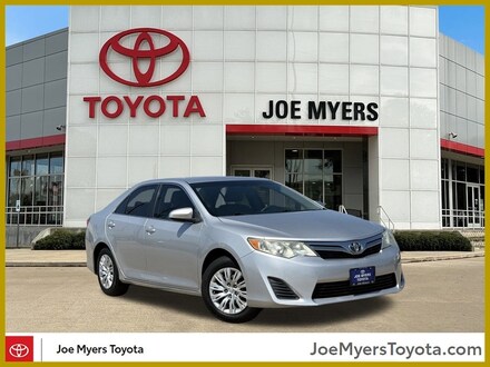 2014 Toyota Camry LE Sedan