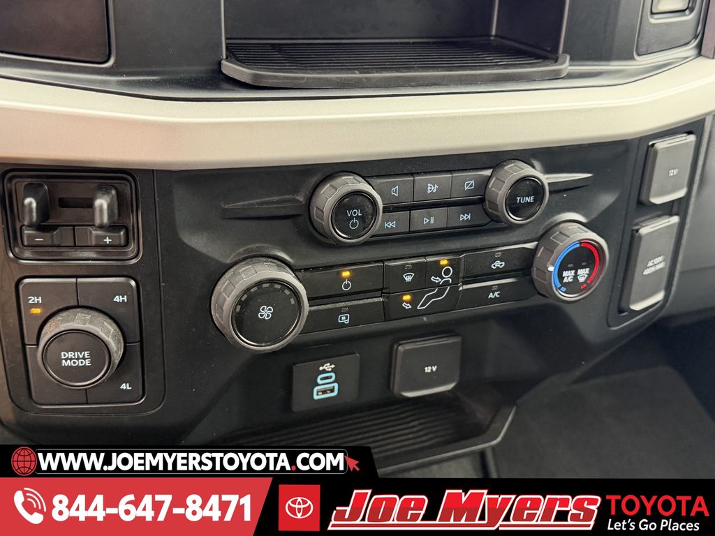 Used 2024 Iconic Silver Metallic Ford XLT image 19