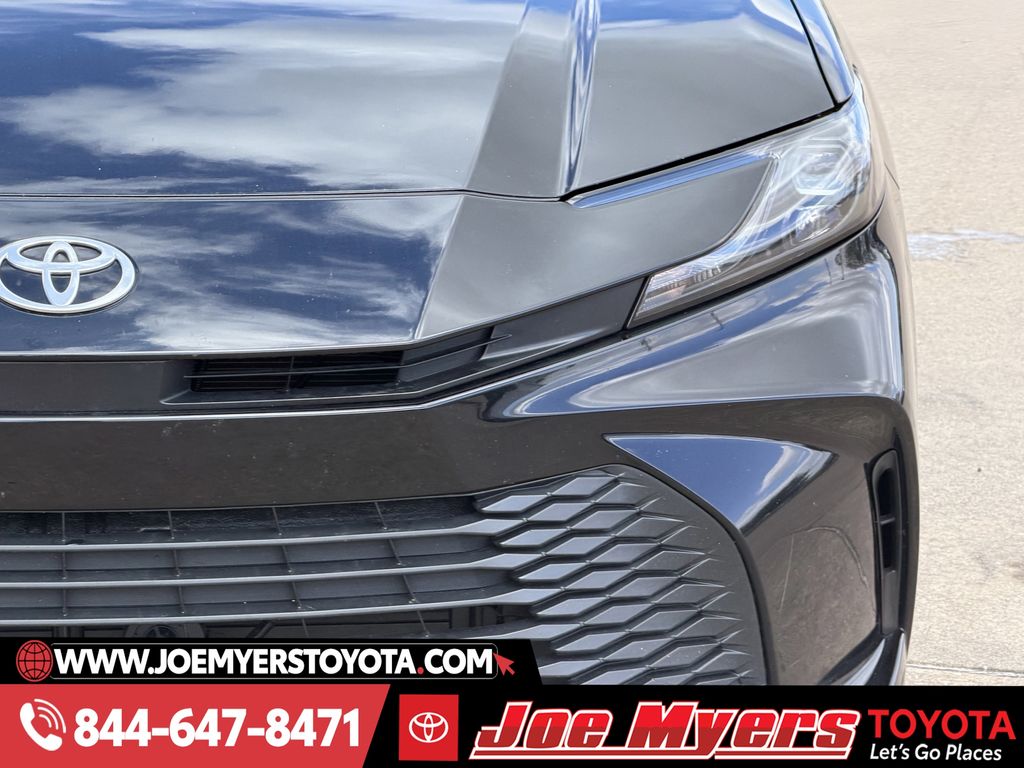 Used 2025 Midnight Black Metallic Toyota LE image 4