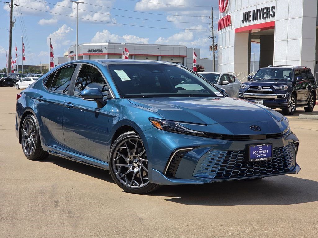New 2026 Ocean Gem Toyota XSE image 2