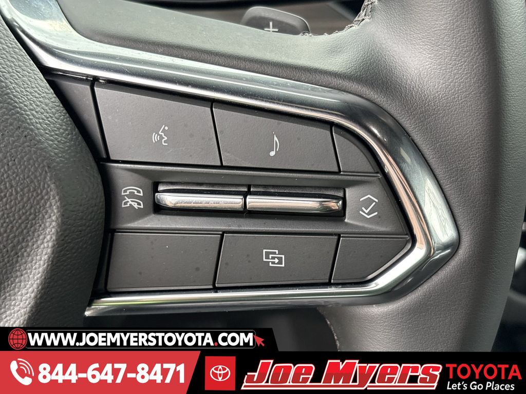 Used 2025 Black Chevrolet LT image 23