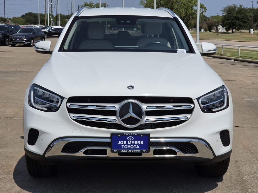 Used 2022 Polar White Mercedes-Benz GLC 300 image 3