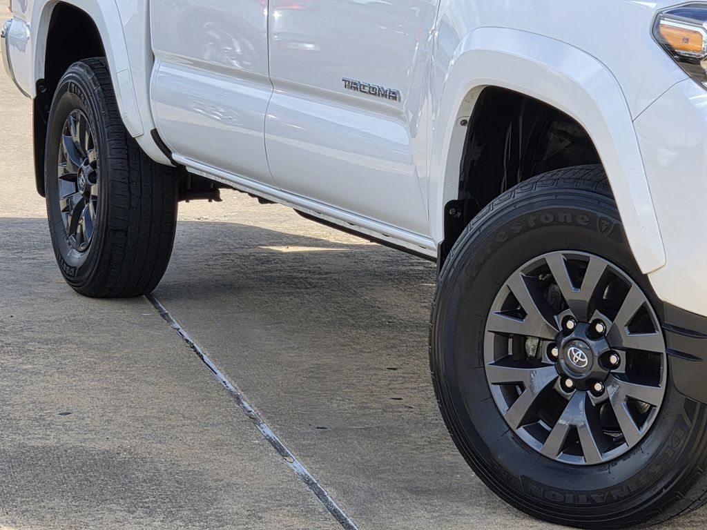 Used 2023 Ice Toyota SR5 image 11