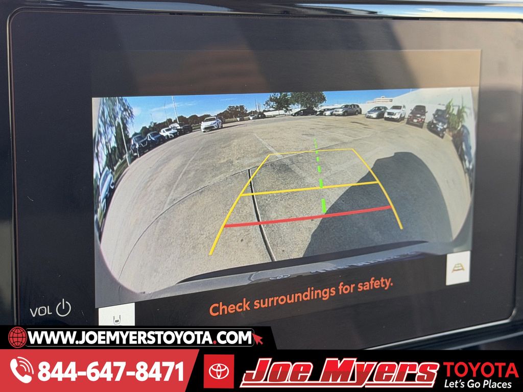 Used 2025 Silver Sky Metallic Toyota XLE image 19