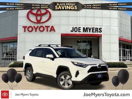 2025 Toyota RAV4 XLE SUV