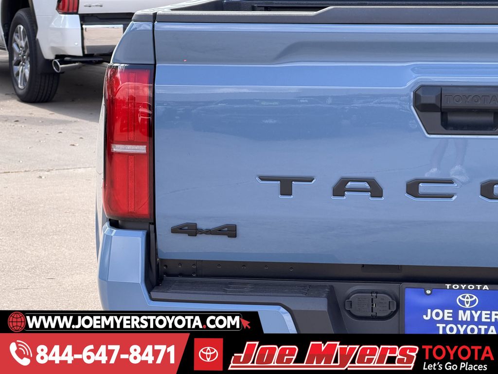 New 2026 Heritage Blue Toyota SR5 image 10