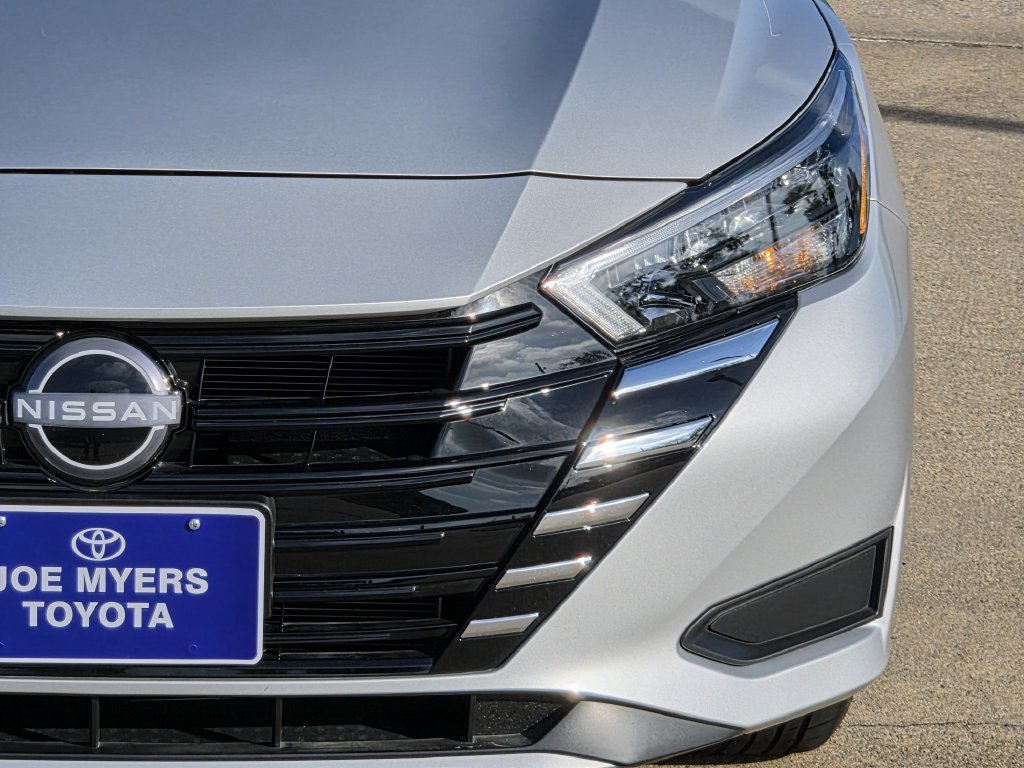 Used 2025 Brilliant Silver Metallic Nissan 1.6 S image 4