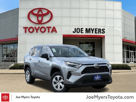 2025 Toyota RAV4 LE SUV