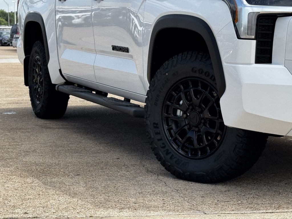 New 2026 Ice Cap Toyota SR5 image 11