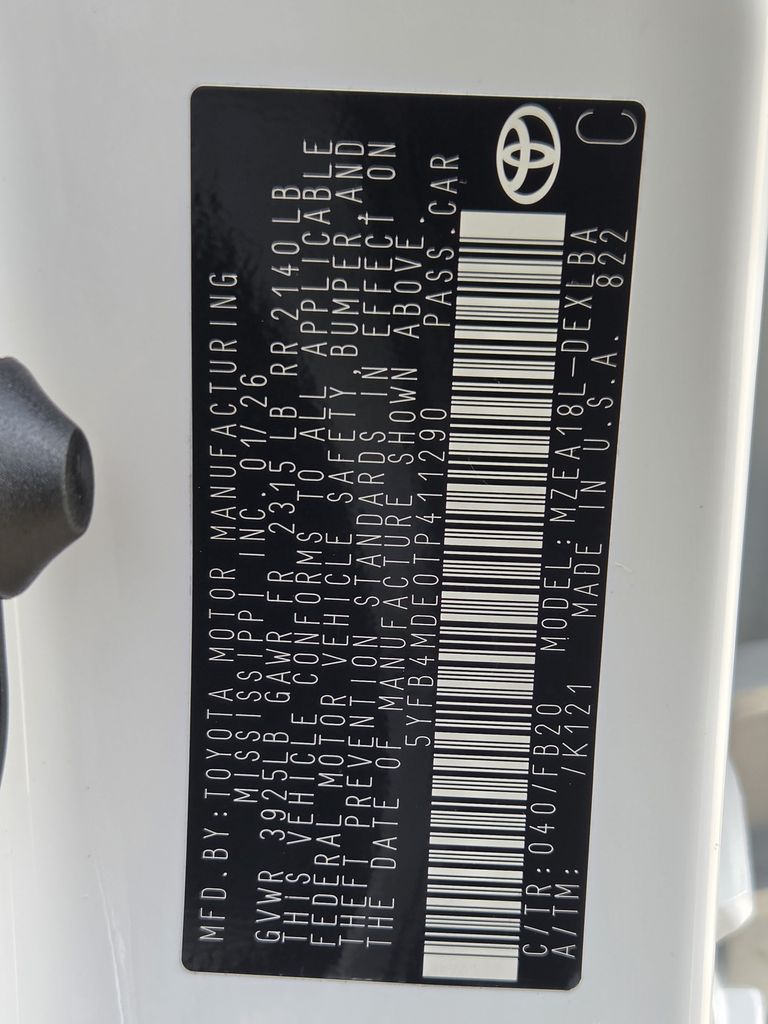 Used 2026 Ice Toyota LE image 30