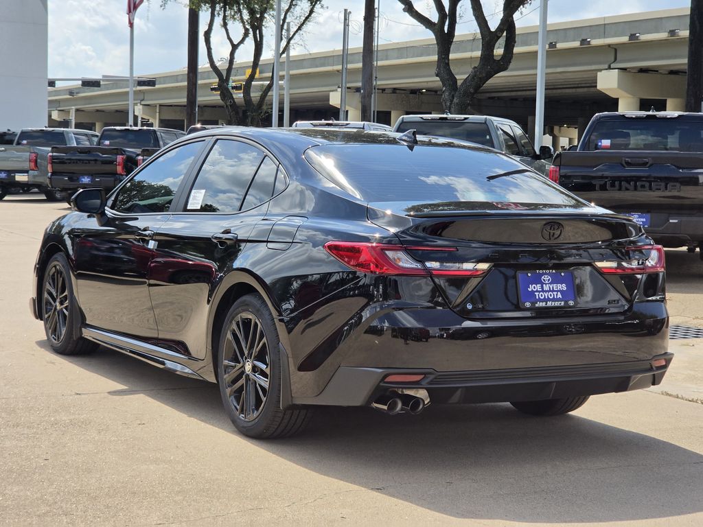 New 2026 Midnight Black Met Toyota SE image 7