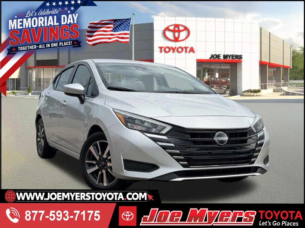2025 Nissan Versa 1.6 SV CVT's photo
