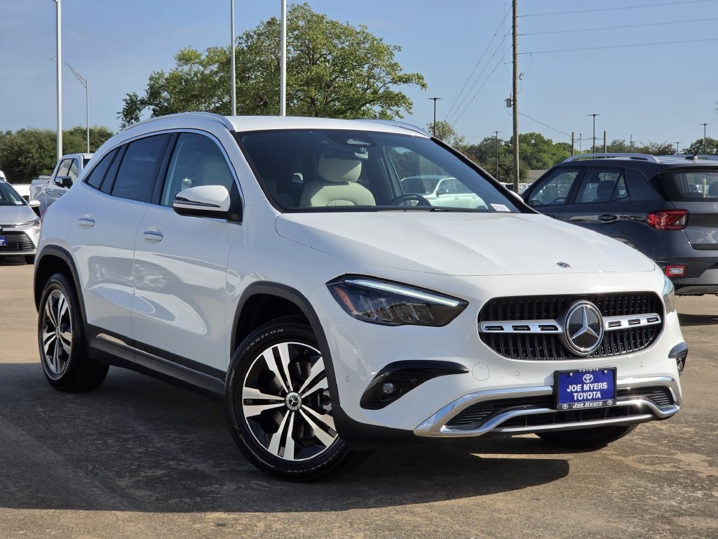 Used 2025 White Mercedes-Benz GLA 250 image 2