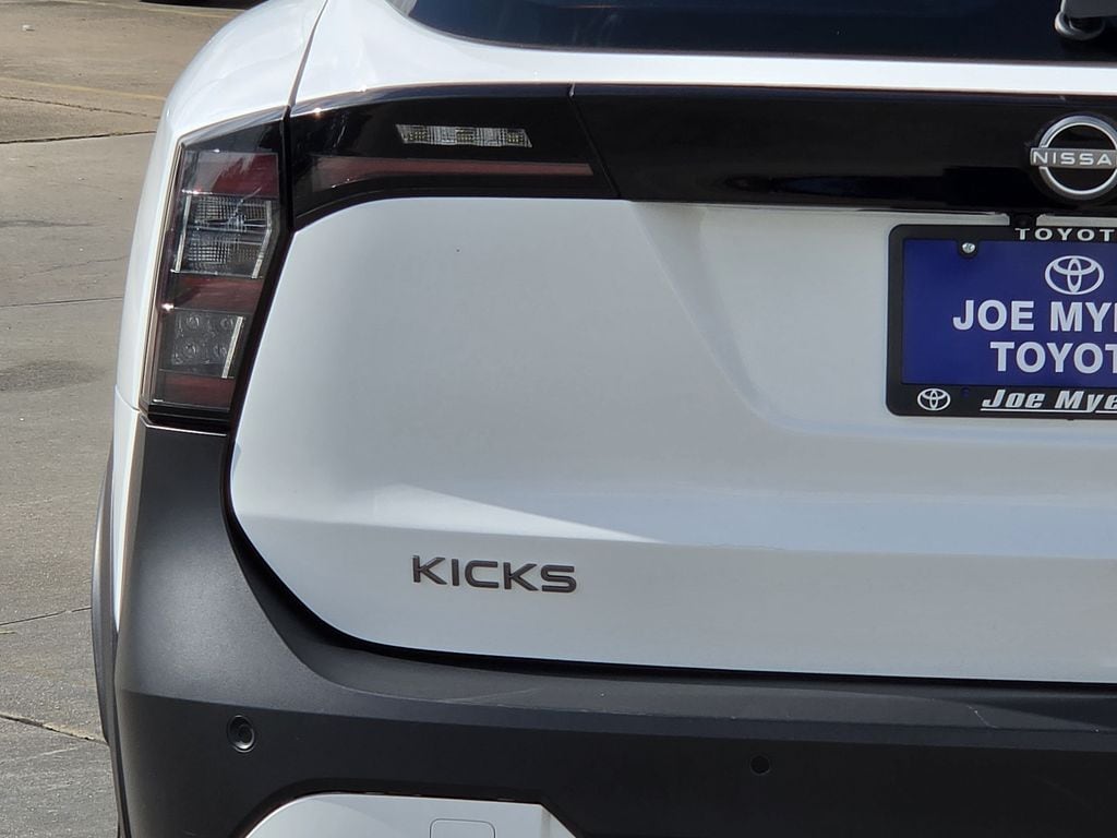 Used 2025 Fresh Powder Nissan S image 10