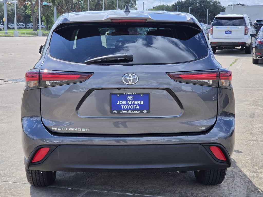 Used 2025 Magnetic Gray Metallic Toyota LE image 8