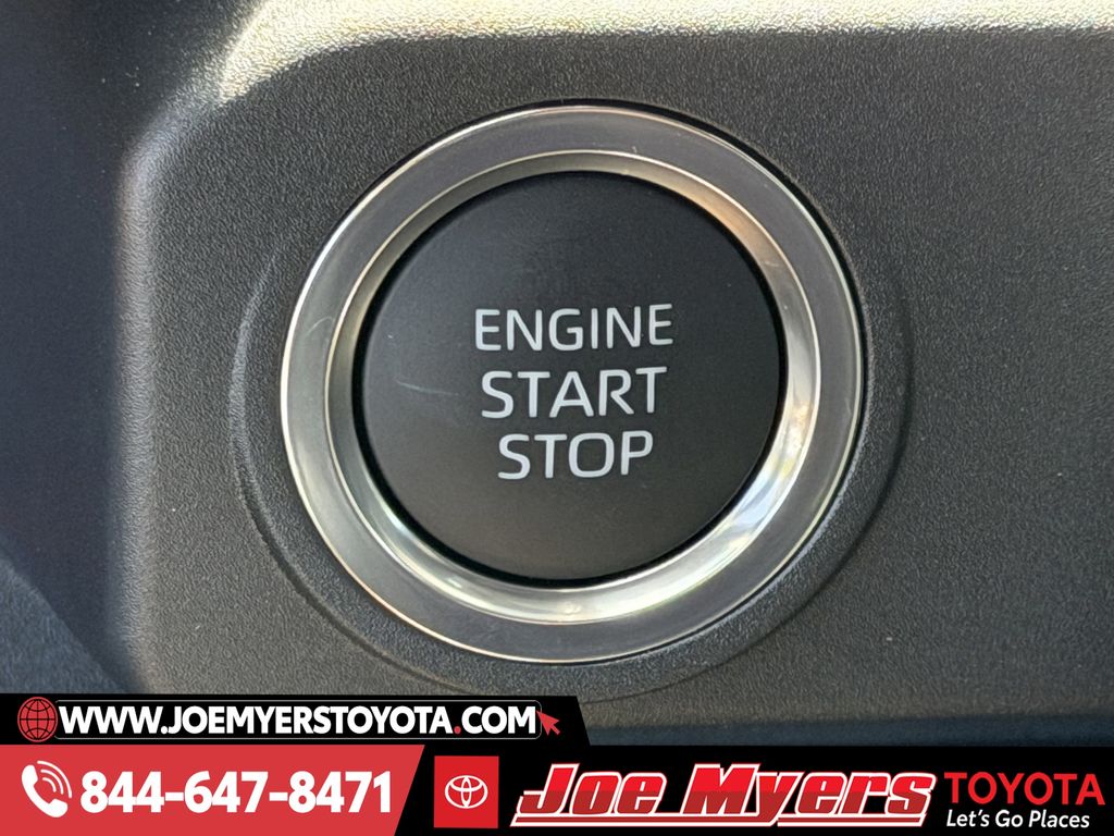 New 2026 Ice Cap Toyota SR5 image 20