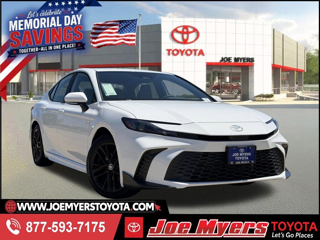 Used 2026 Toyota Camry SE Sedan