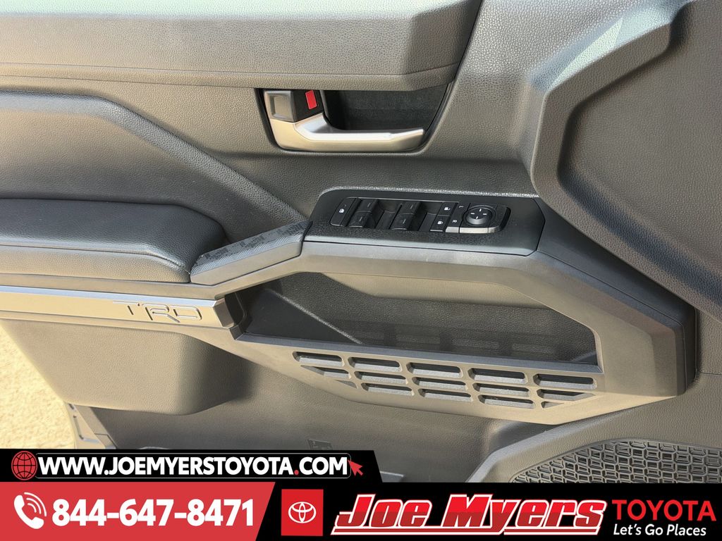 Used 2025 Underground Toyota SR5 image 26