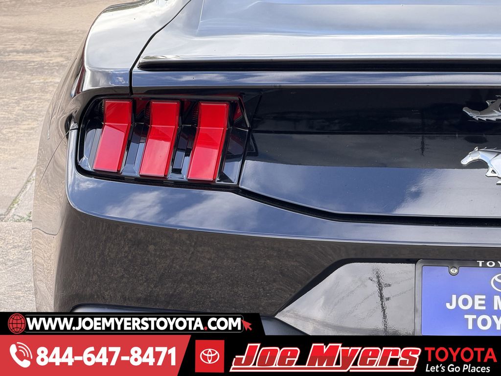 Used 2024 Shadow Black Ford Ecoboost Premium image 10