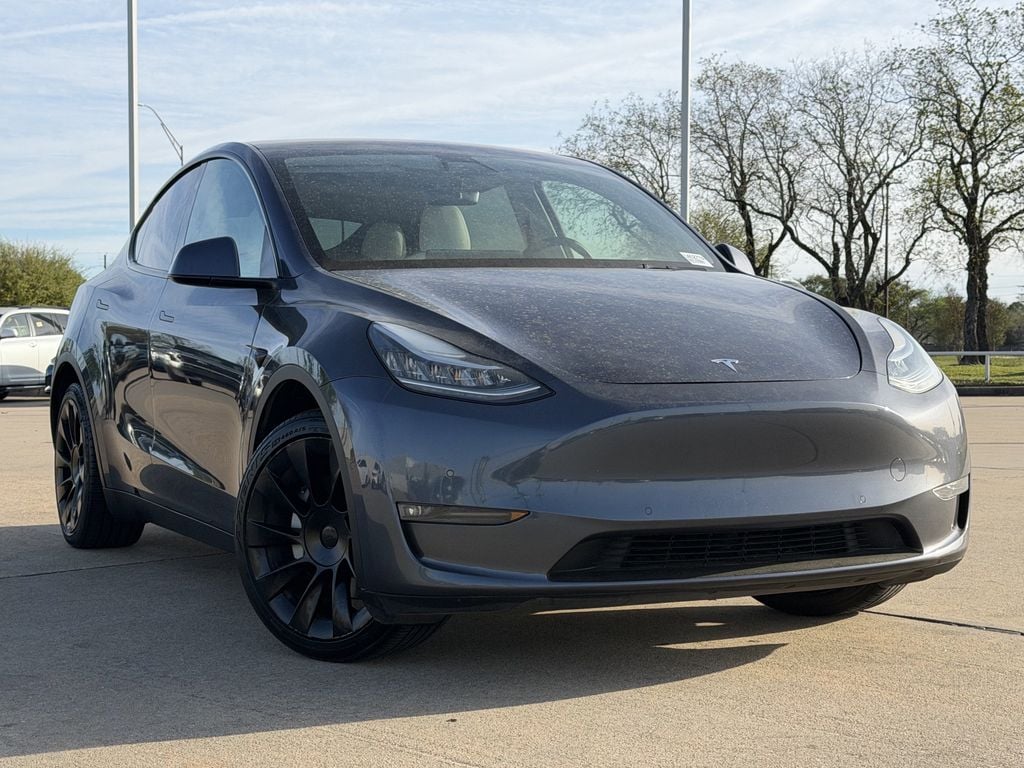 Used 2021 Tesla Model Y Long Range with VIN 5YJYGDEE4MF228732 for sale in Houston, TX