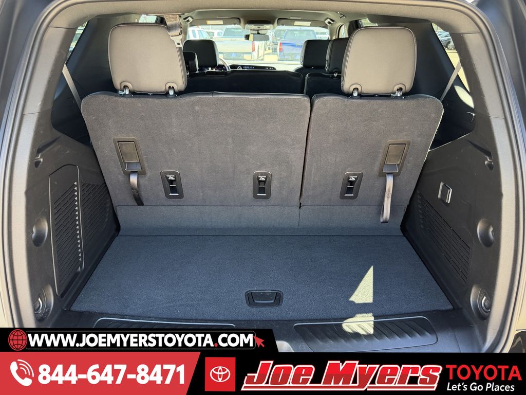 Used 2025 Black Chevrolet LT image 30