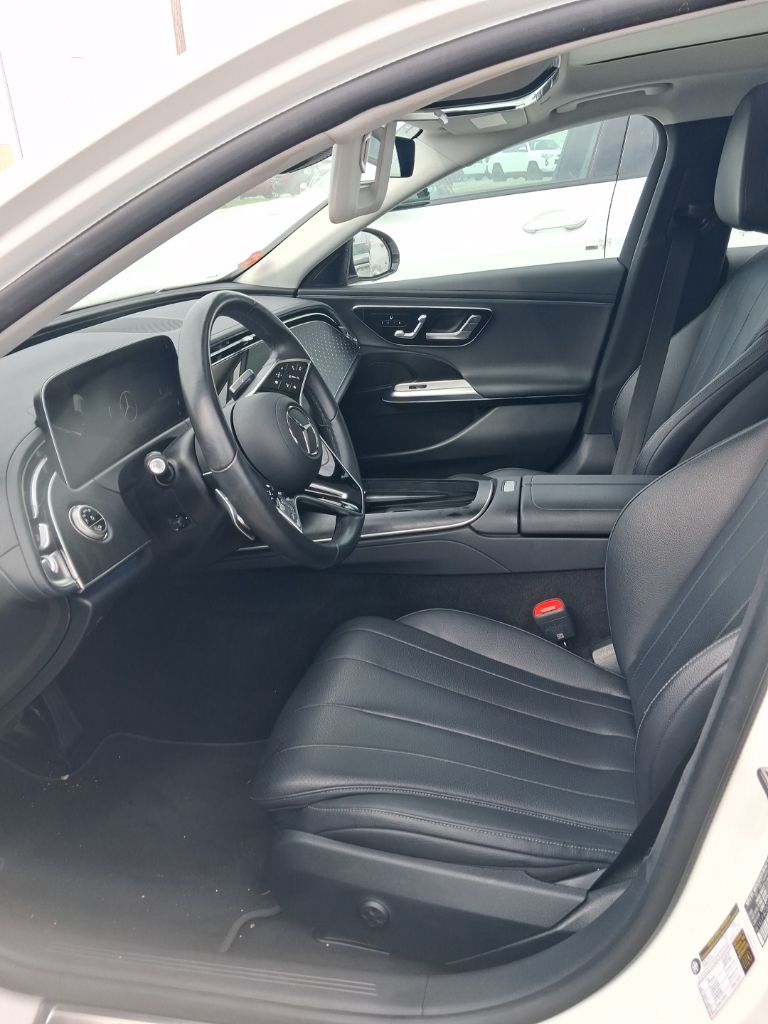 Used 2025 White Mercedes-Benz E 350 image 5