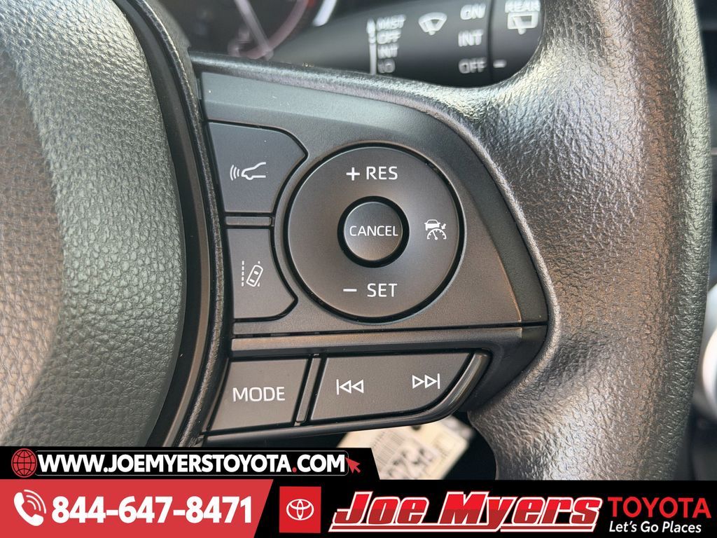 Used 2025 Silver Sky Metallic Toyota LE image 22