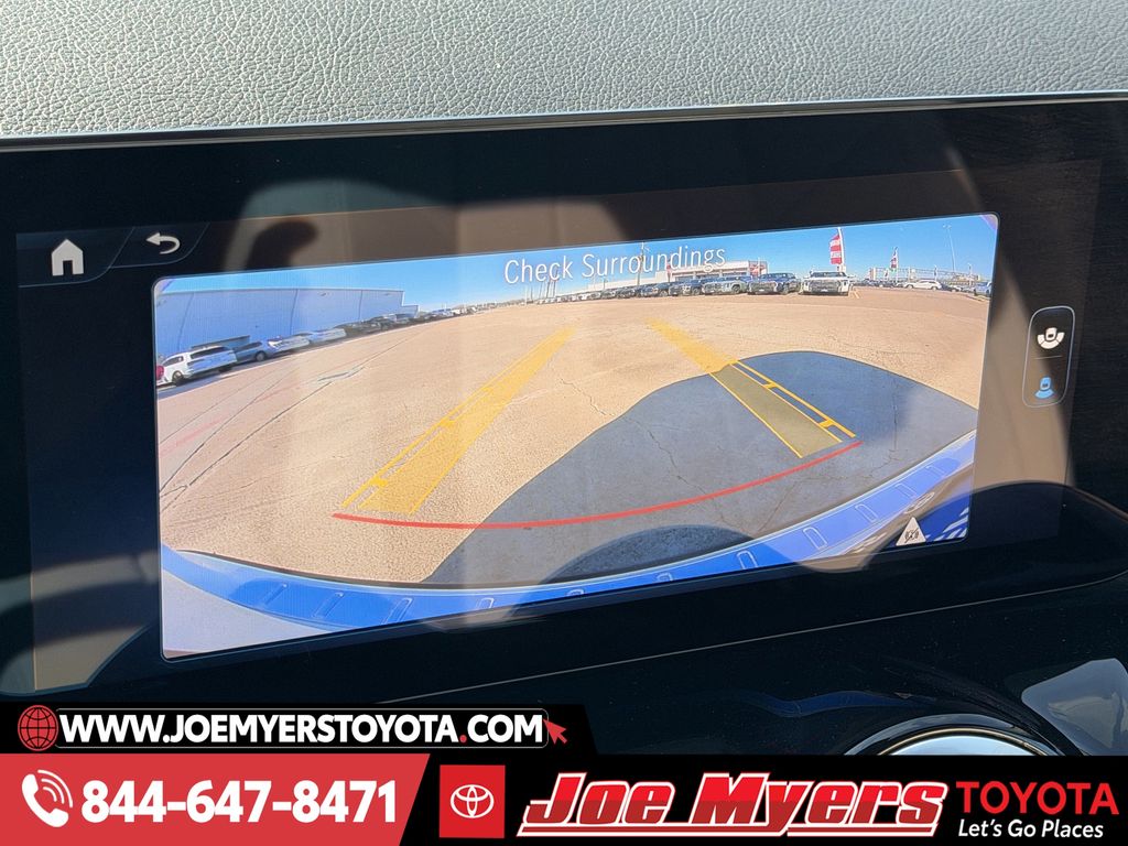 Used 2025 White Mercedes-Benz GLA 250 image 19