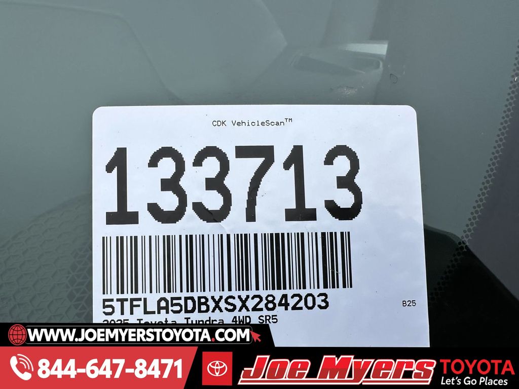2025 Toyota Tundra SR5 - Photo 19