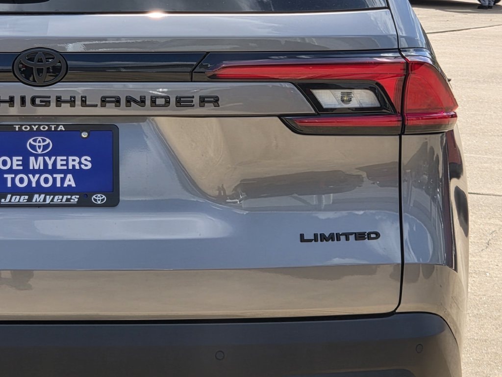 New 2026 Heavy Metallic Toyota Limited image 9