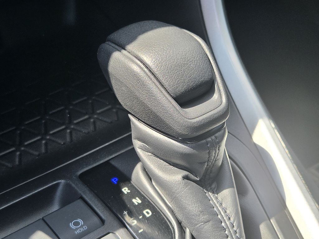 Used 2024 Ice Toyota LE image 21
