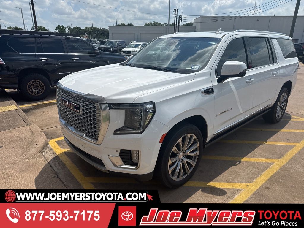 2022 GMC Yukon Denali 2WD's photo