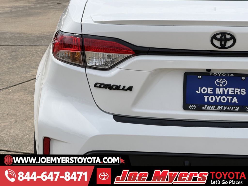 Certified Used 2026 Ice Cap Toyota SE image 10