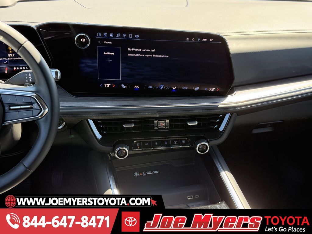 Used 2025 Black Chevrolet LT image 17