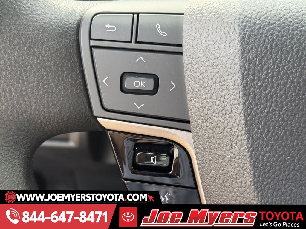Used 2025 Ice Cap Toyota LE image 25